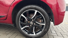 Toyota Yaris 1.5 VVT-i Blue Bi-tone 5dr Petrol Hatchback